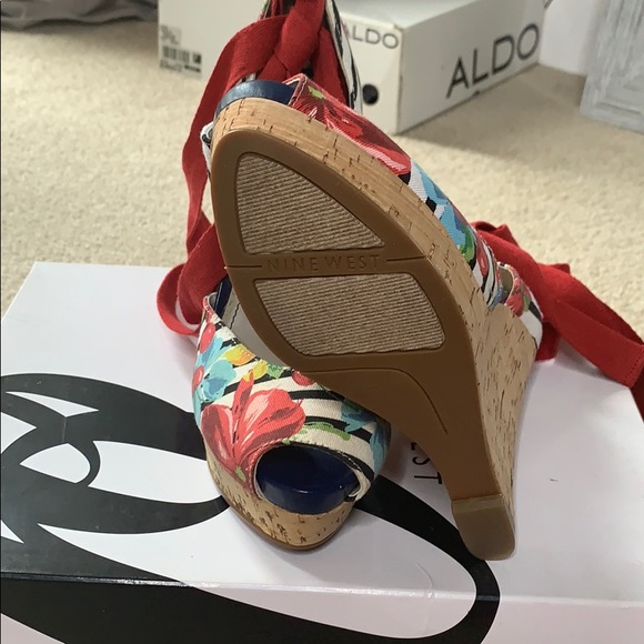 Brand New Wedges - Picture 3 of 3